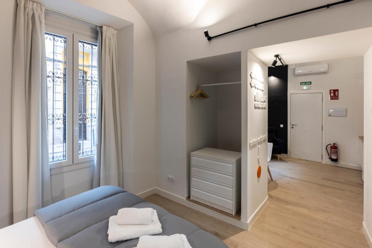 Apartamentos Turisticos De La Bernarda Касерес Экстерьер фото