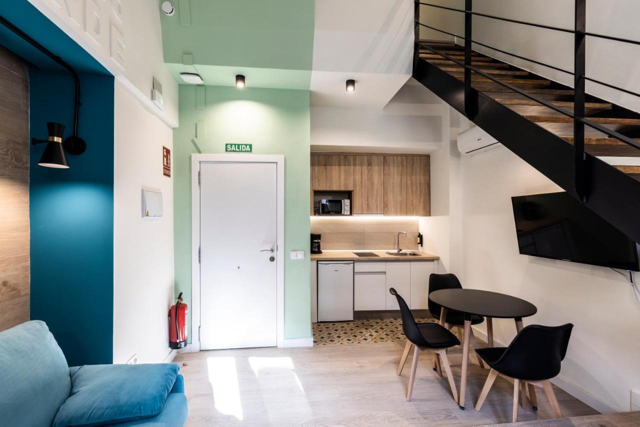 Apartamentos Turisticos De La Bernarda Касерес Экстерьер фото