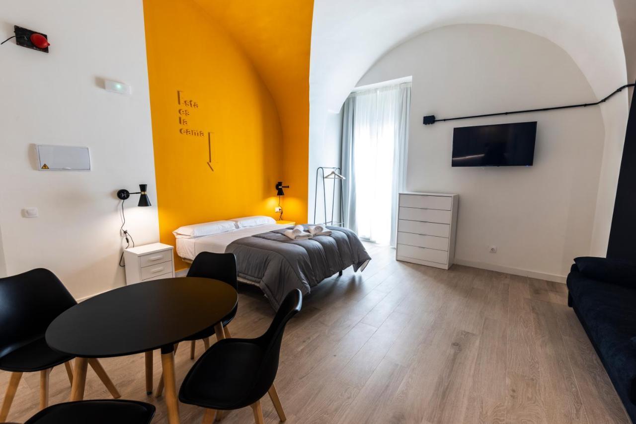 Apartamentos Turisticos De La Bernarda Касерес Экстерьер фото