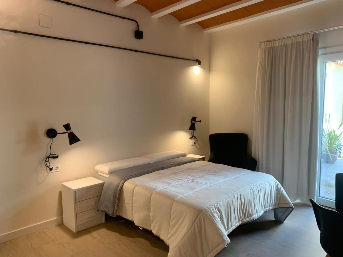 Apartamentos Turisticos De La Bernarda Касерес Экстерьер фото