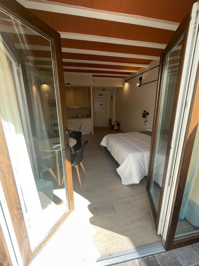 Apartamentos Turisticos De La Bernarda Касерес Экстерьер фото